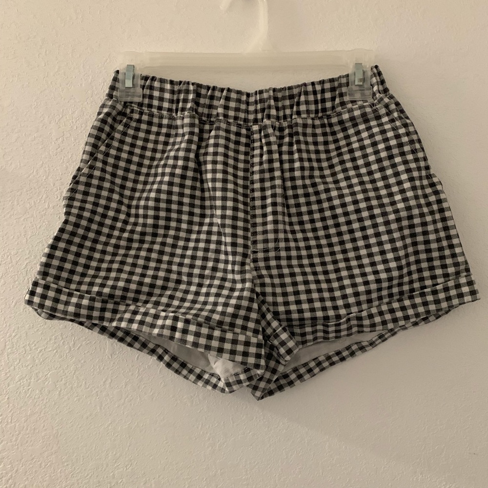 🌺SALE🌺 F21 Checkered Cuffed Shorts